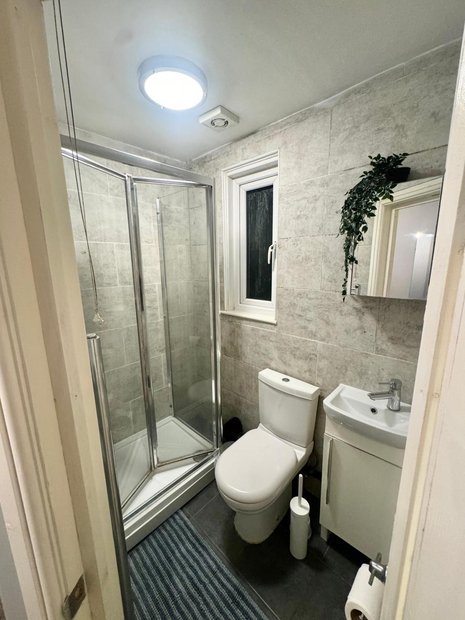 Modern En-Suite Rooms By Finsbury Park Station 8 Mins To King'S Cross By Tube London Ngoại thất bức ảnh